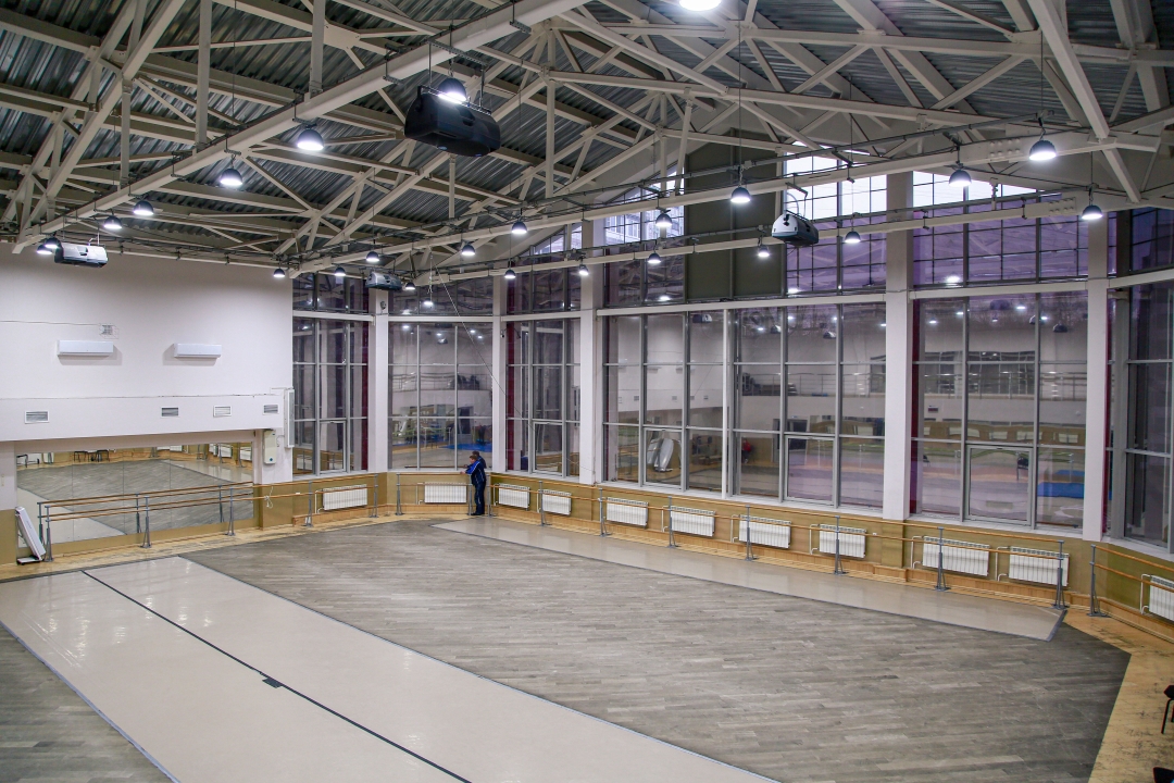 Ледовый дворец «Мечта» Освещение гимнастического зала